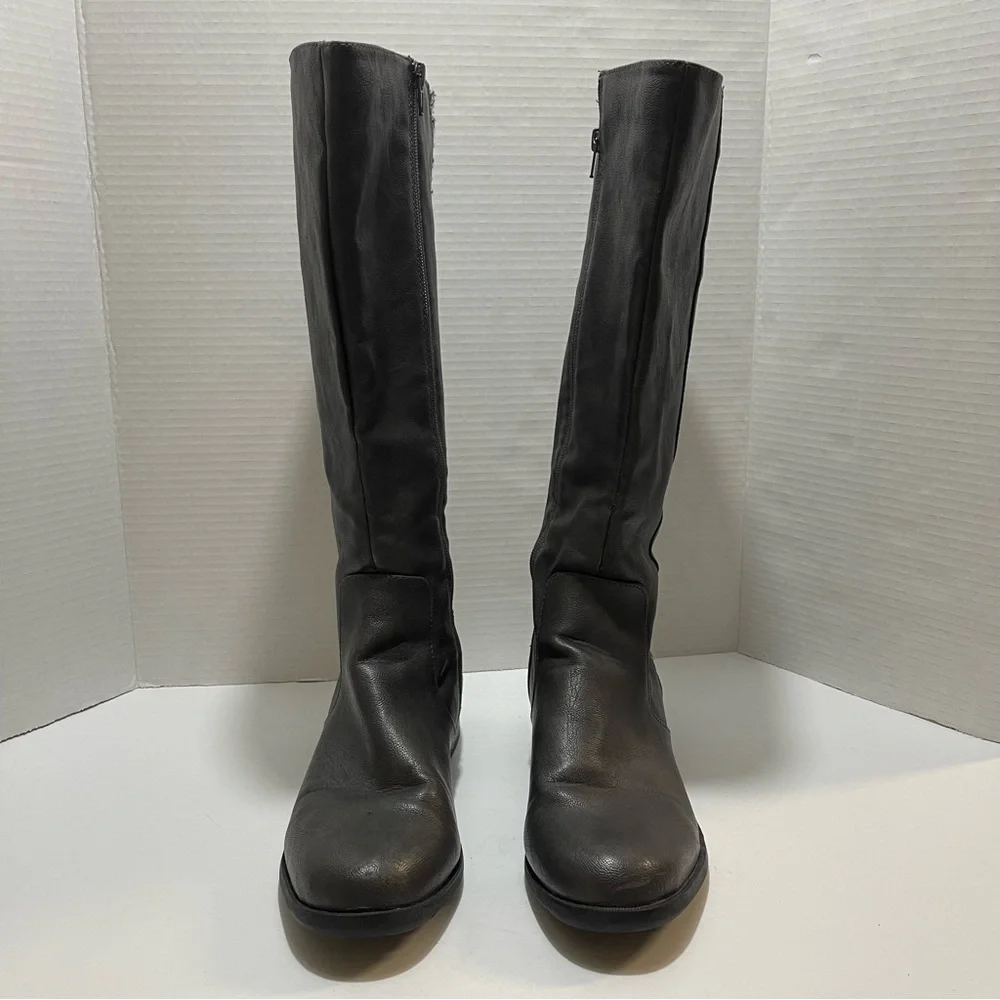Women's Gray Leather Knee-High‎ Boots